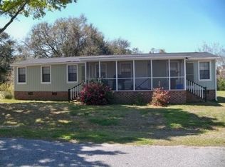 1642 Terns Nest Rd, Charleston, SC 29412