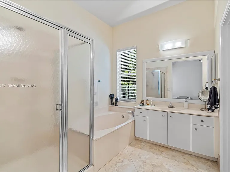 1097 Allamanda Way — Photo 35