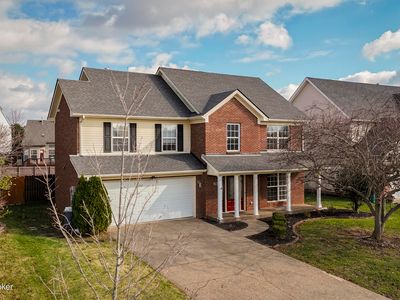 7017 Black Walnut Cir, Louisville, KY, 40229