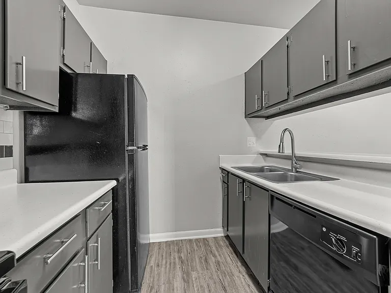 23Hundred Apartments — Photo 8