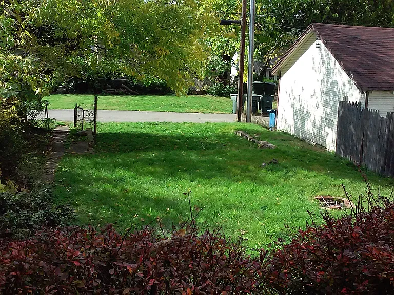 Highland Ave — Photo 3