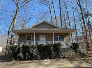 467 Lakeshore Dr, Dover, TN 37058