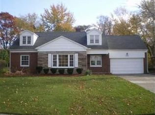 3356 Monticello Blvd, Cleveland Heights, OH
