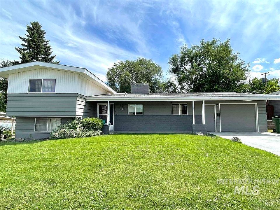 1st image of 1036 SW 1st Ave