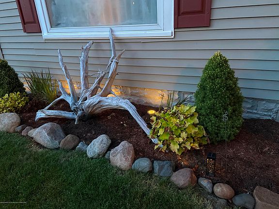 5th image of 2319 Clifton Ave