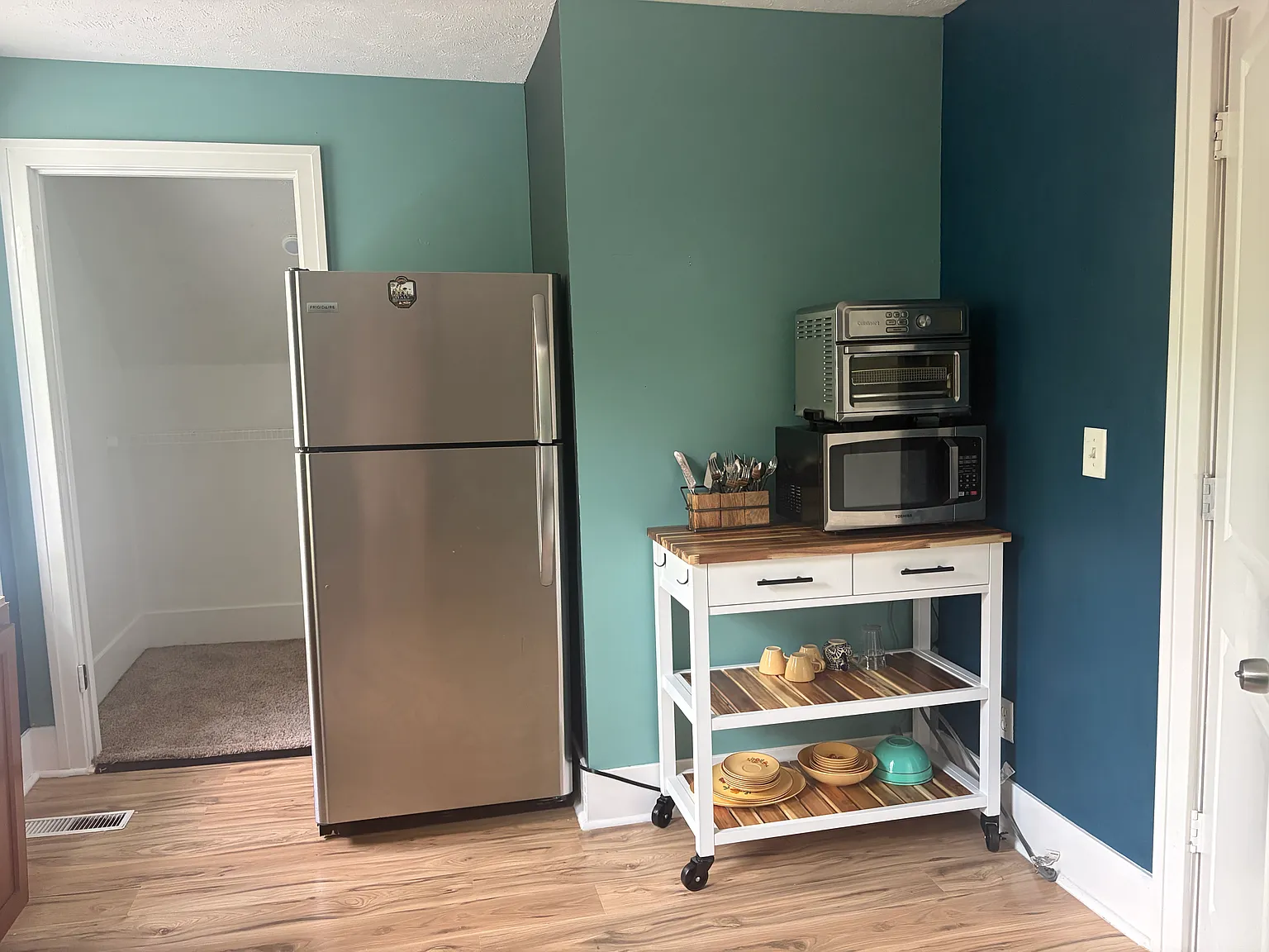 2 bed, 365 sqft, $975 — Photo 4
