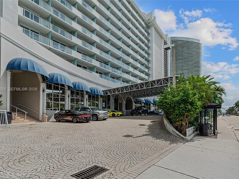 19201 Collins Ave #349 — Photo 40