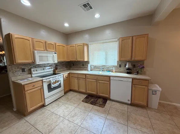 10001 E Rugged Mountain Dr, Gold Canyon, AZ 85118