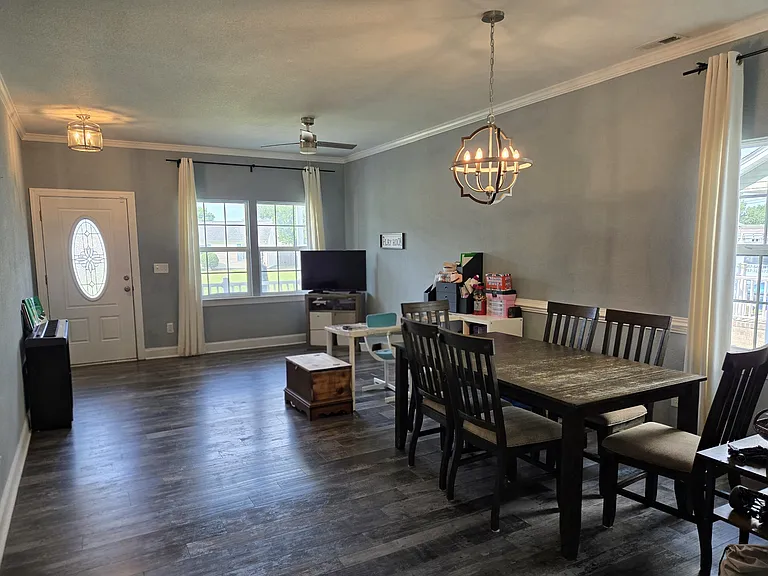 2716 Gilmerton Rd — Photo 3