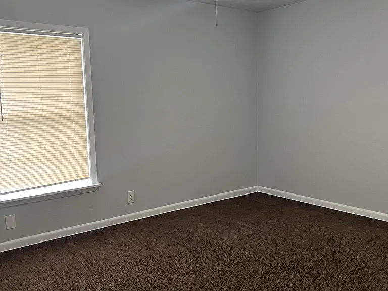 2503 Tolosa Dr — Photo 17