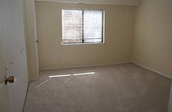 3rd image of 5500 Lincoln Ave #407