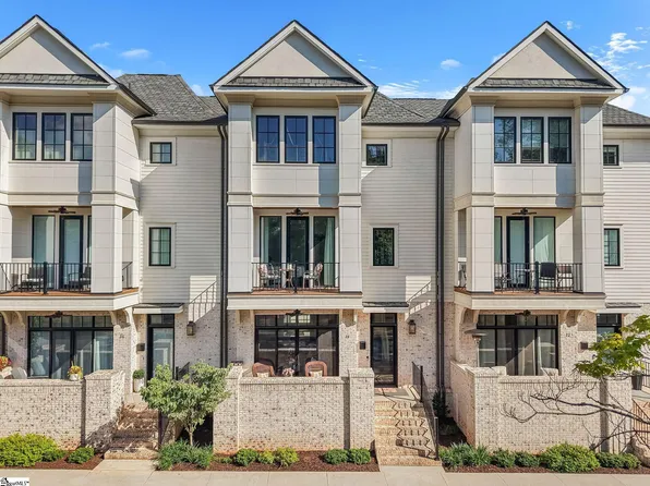 24 Claussen Ave, Greenville, SC 29601