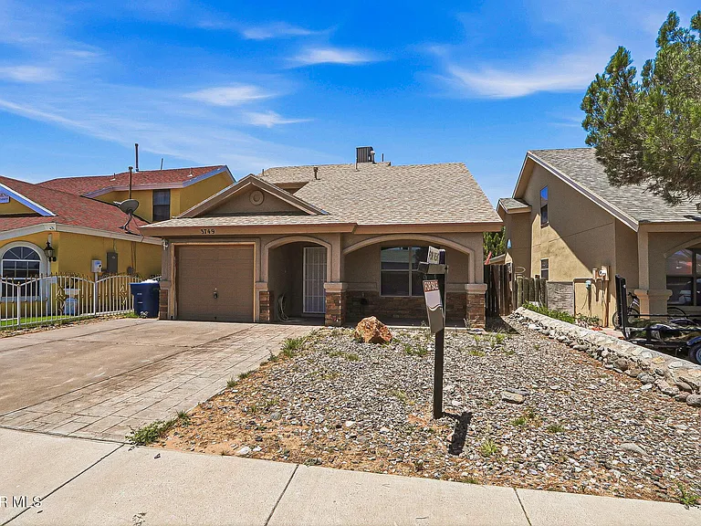 3749 Leticia St — Photo 2