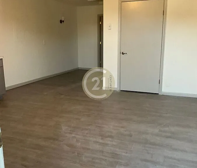 3917 Bowdens Ferry Rd #15 — Photo 6