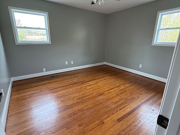 5th image of 217 Headlyn Dr