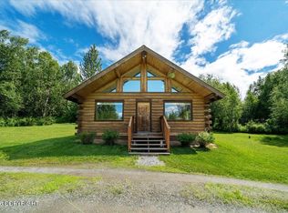 17300 E Family Cir, Palmer, AK 99645