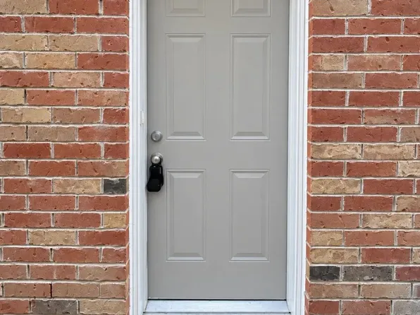 44 Victoriaville Rd, Brampton, ON L6X 5J4