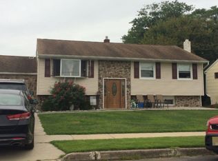 347 Booth Dr, Bellmawr, NJ 08031