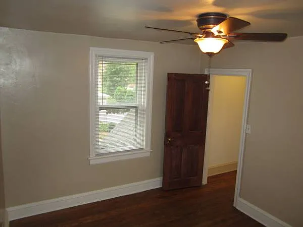 600 Delaware St #2 — Photo 3