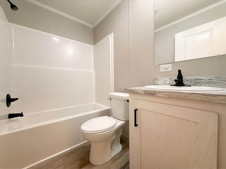 29800 Guilford Cir #435 — Photo 9