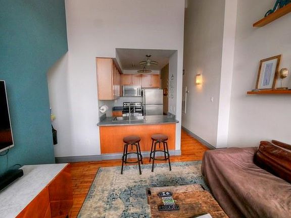 5th image of 920 Poeyfarre St APT 333