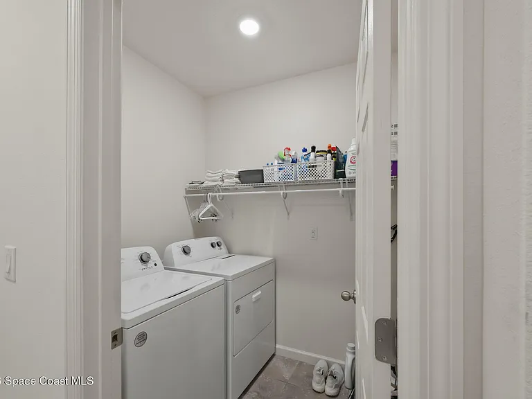 4687 Magenta Isles Dr — Photo 8