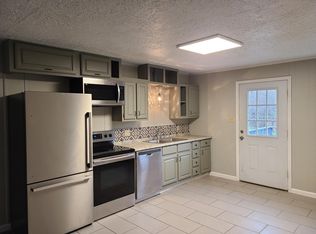 105 Parrish St #A, Martin, TN 38237