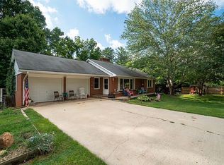 465 E Marshall St, Waynesville, NC 28786