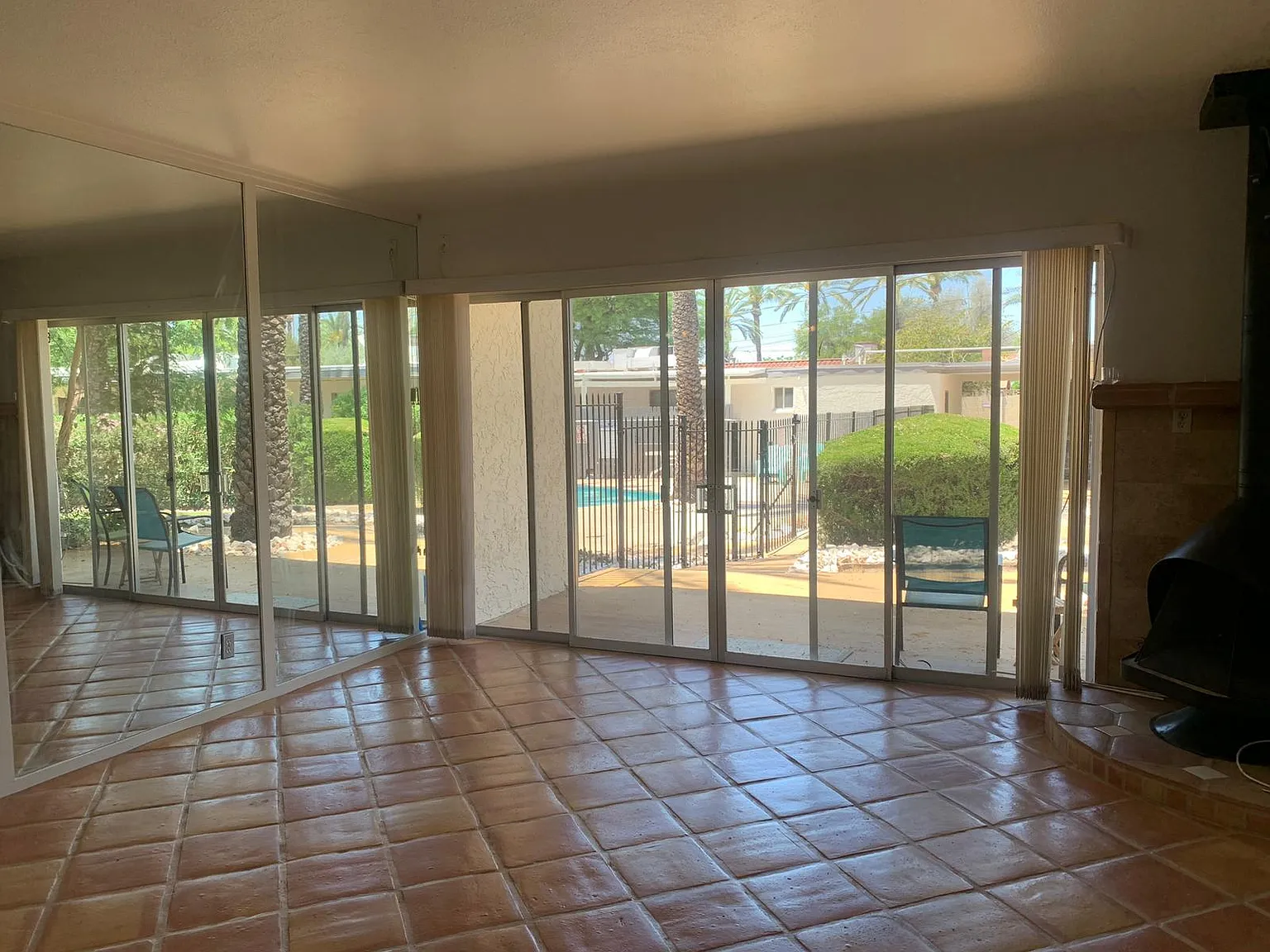 2 bed, 750 sqft, $1,750 — Photo 2