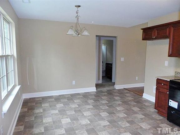 4th image of 102 Kinloss Way Lot 31