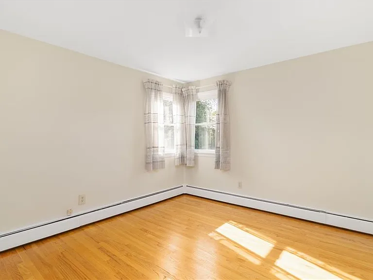 9 Chestnut Hill Rd #B — Photo 16