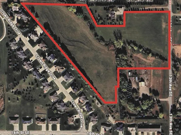 13th Ave SE, Sioux Center, IA 51250