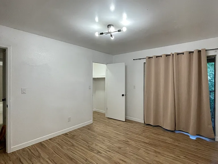2817 Muriel St NE — Photo 10
