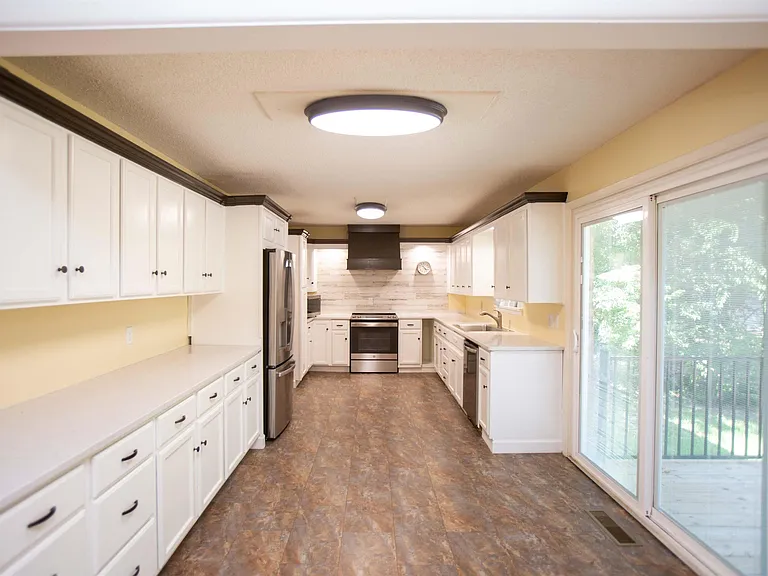 5010 Glenmere Rd — Photo 9