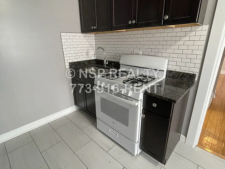 6347 N Magnolia Ave #3L — Photo 4
