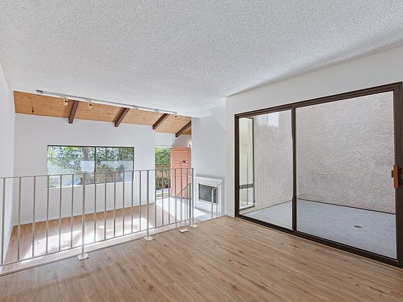 2nd image of 10444 Canoga Ave Unit 62