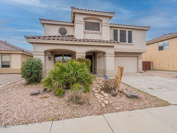 3rd image of 549 W PRICKLY PEAR Drive