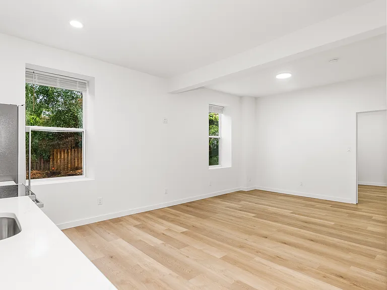 3514 Butler St #1 — Photo 6
