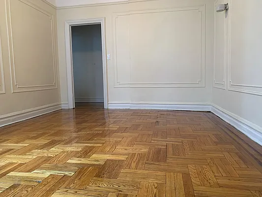Rented by Hillel Realty Group | media 9