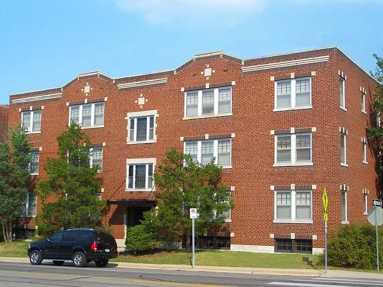 2 bed, 1150 sqft, $1,050 — Photo 1