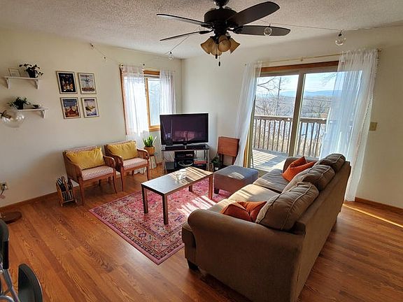 5th image of 309 2nd Ave N #309