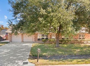 4206 Country Club Dr, Dickinson, TX 77539