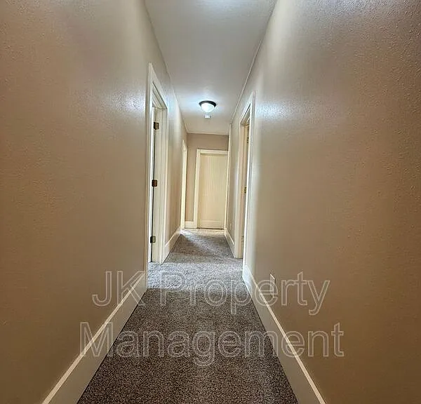 1303 6th Ave S #1303 — Photo 37