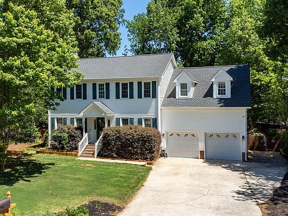 5th image of 100 Arlington Rdg