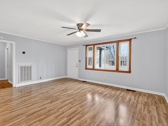 3rd image of 108 Bellar Dr