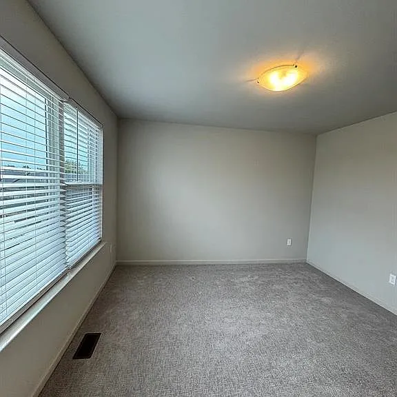 2151 Park Dr — Photo 16