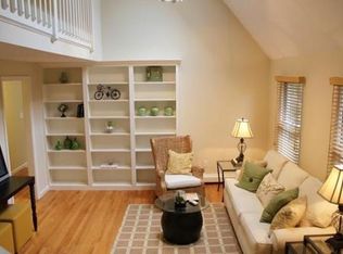 4 Spruce Tree Ln UNIT 42, Norton, MA 02766