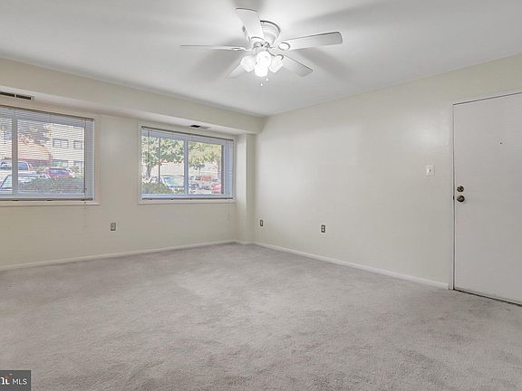 5th image of 3312 S 28th St APT 204