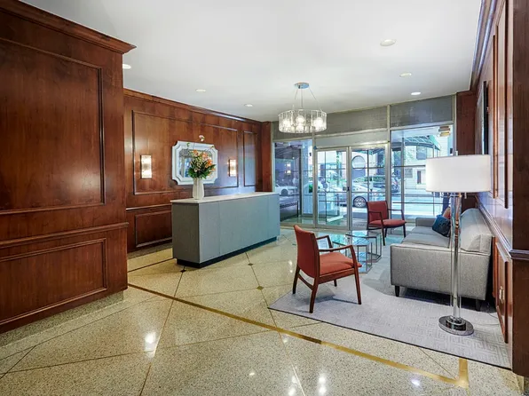 225 East 46th Street image 12 of 16