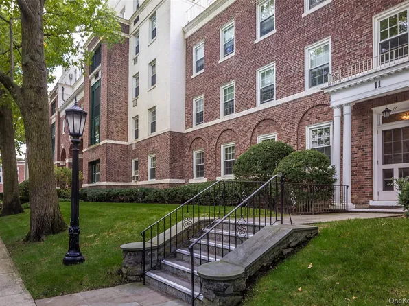 11 Brooklands #3i, Bronxville, NY 10708
